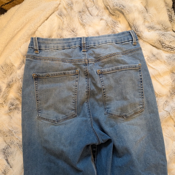 No Boundaries Women's Skinny Jeans 11 - Picture 9 of 9